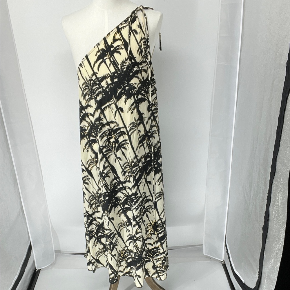 Ble resort wear NWT one shoulder cover up dress OS